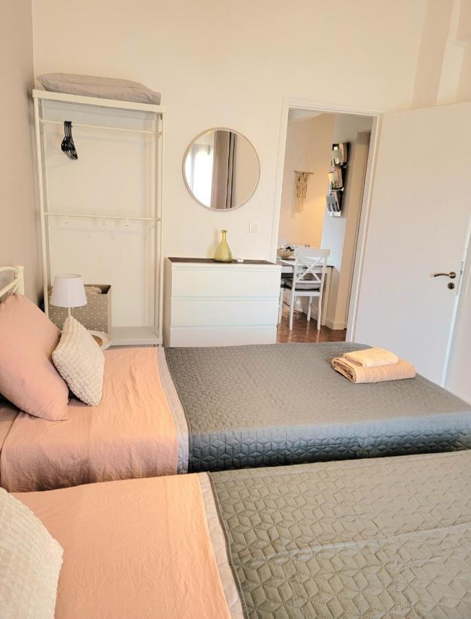 Ayerina Ground Floor Apartment อาร์ริลลาส ภายนอก รูปภาพ